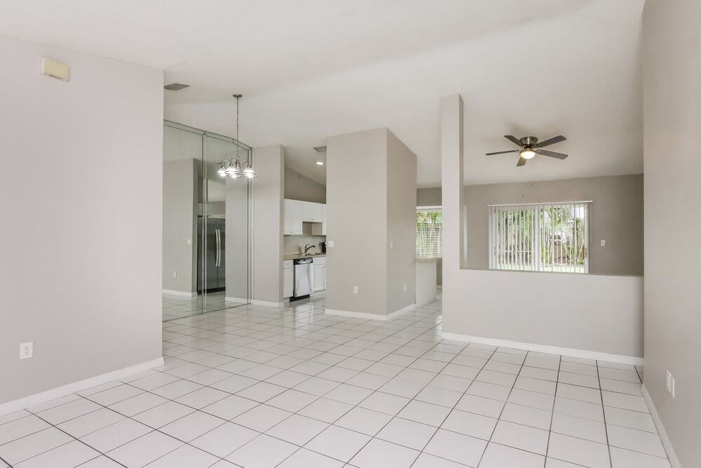 14730 Sw 176th St - Photo 4 of 16