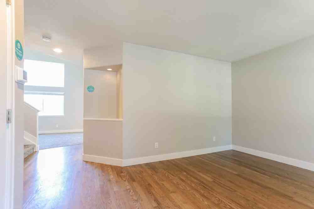 19754 New Market Ct - Photo 7 of 18