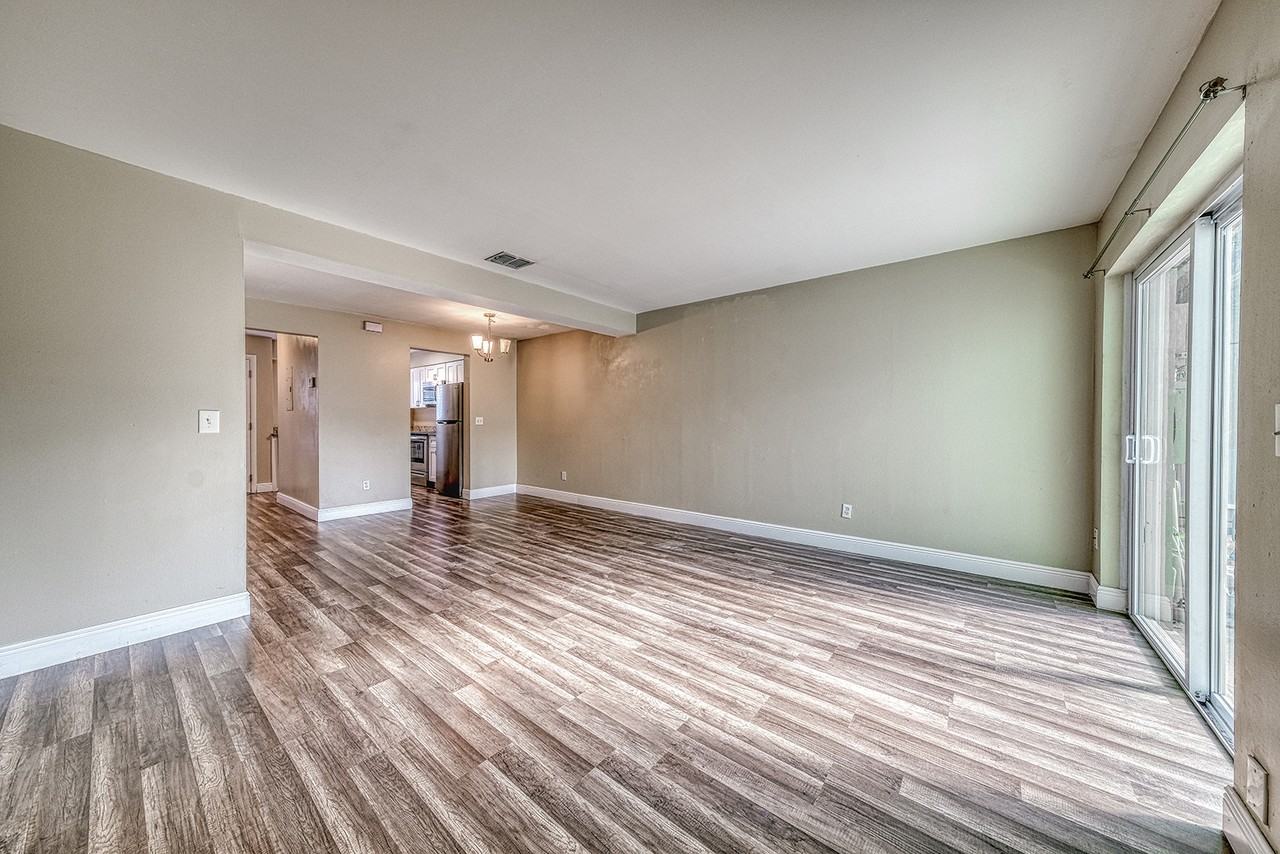 283 Gardner Ln #1 - Photo 2 of 8