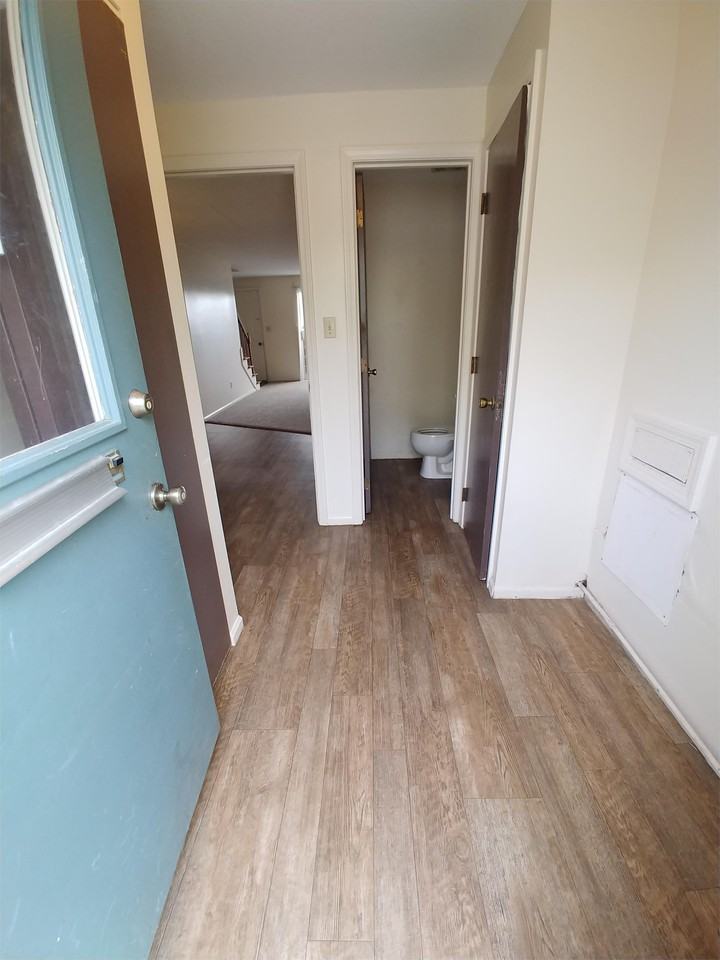 5271 Easkwick Dr. - 5237 #5237 - Photo 4 of 15