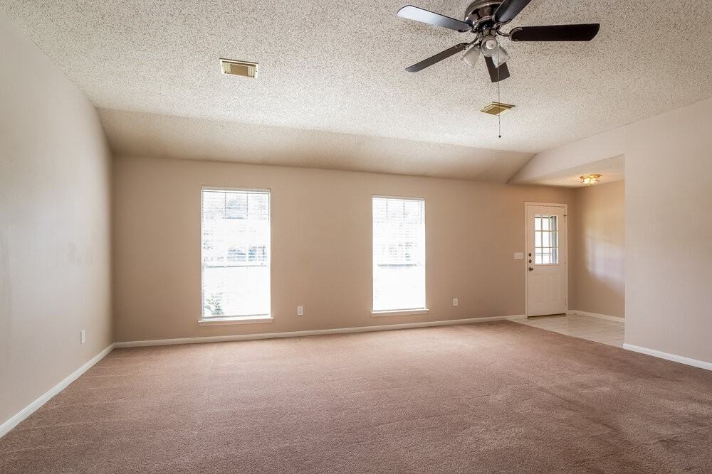 7131 Maple Walk Dr - Photo 2 of 15