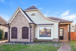 featured image of 1981 Rochelle Ln