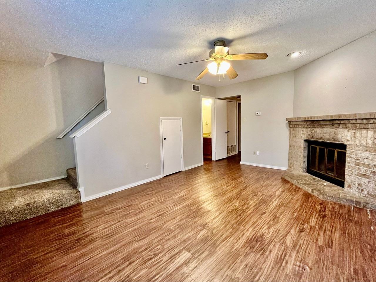 3053 Olympia Dr - Photo 3 of 14