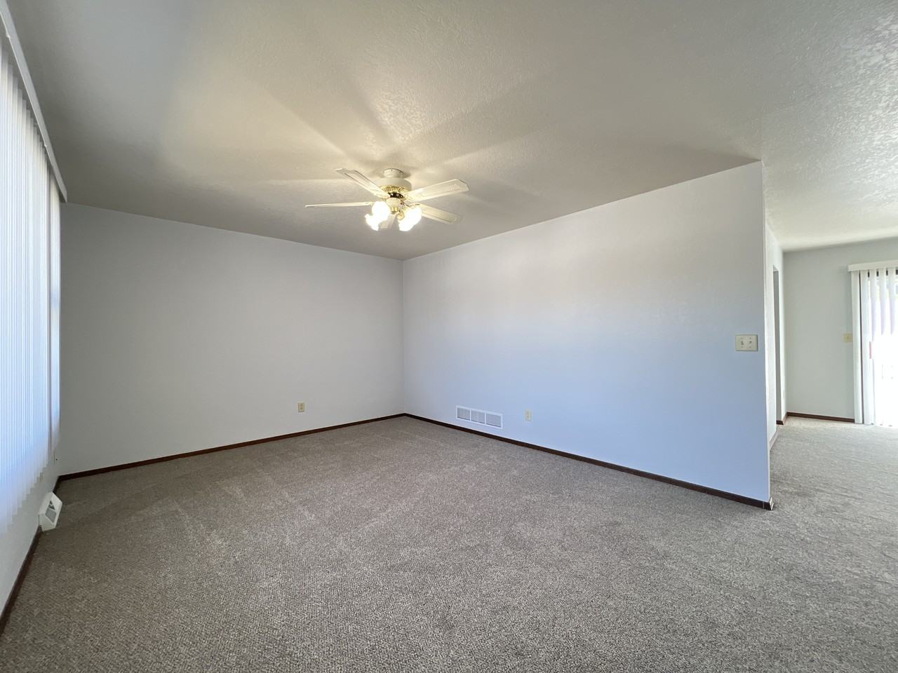 3690 Keystone Dr #1 - Photo 5 of 28