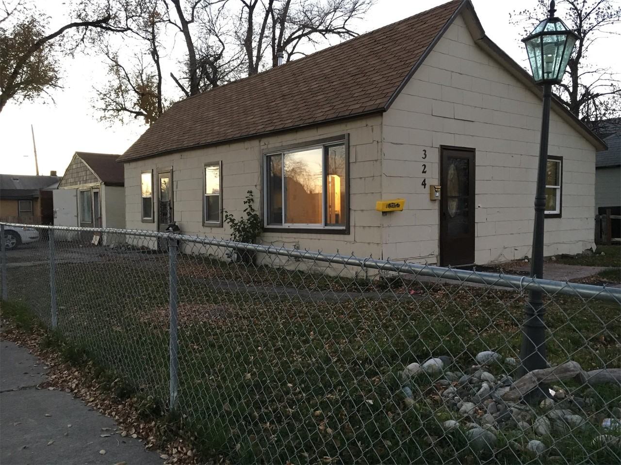 324 S 26th St #SFH - Photo 7 of 11