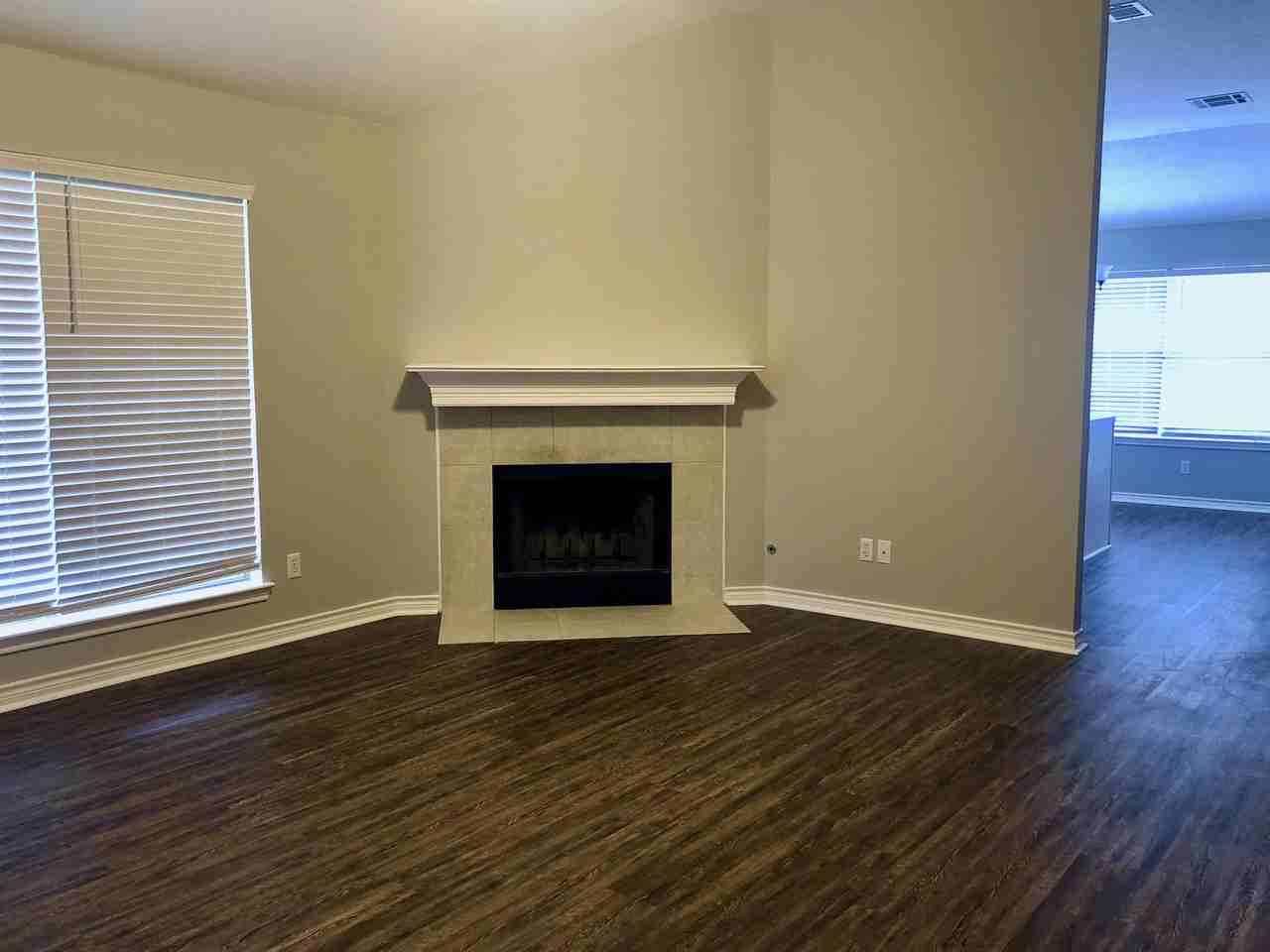 2403 Carnation Ct #1 - Photo 3 of 16