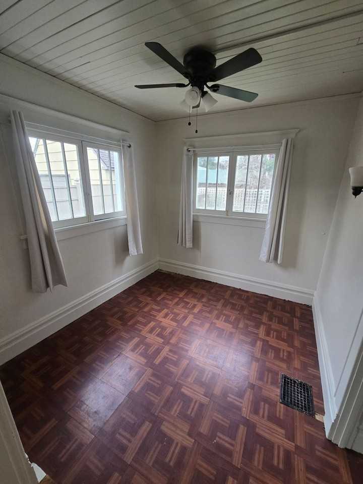 Han209 - Photo 7 of 22