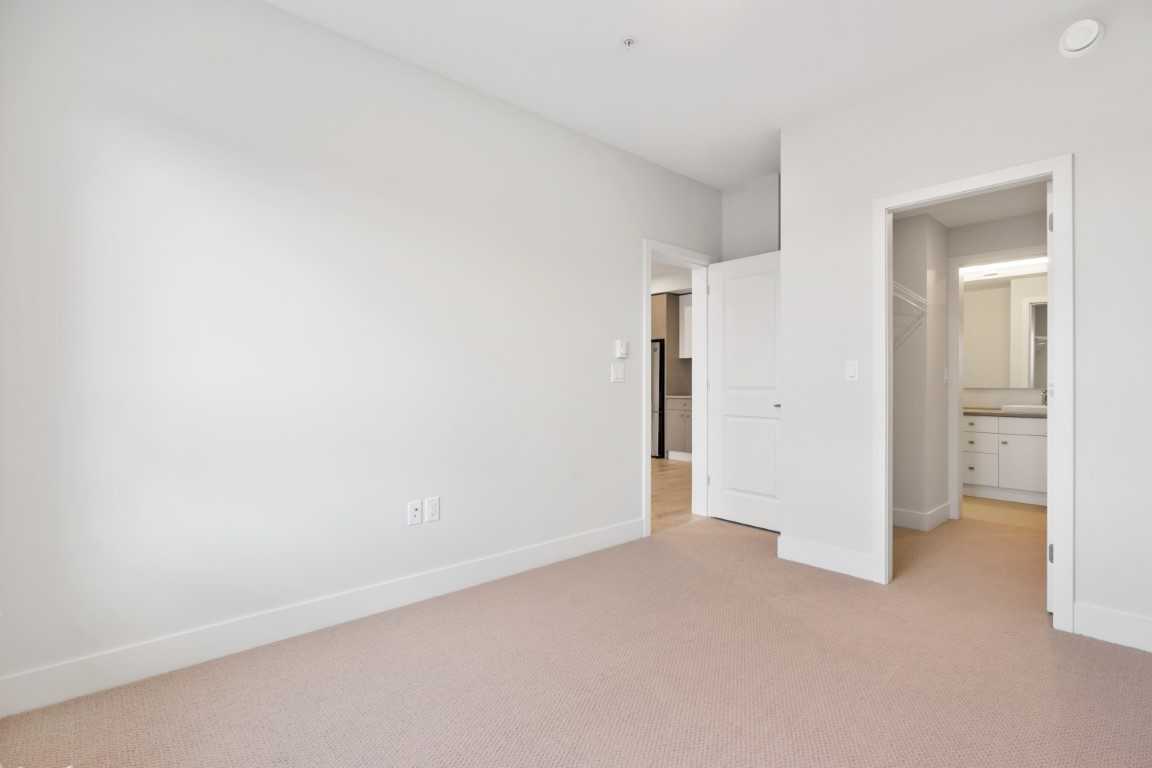 Cinema Condos Building 2 - Photo 6 of 17