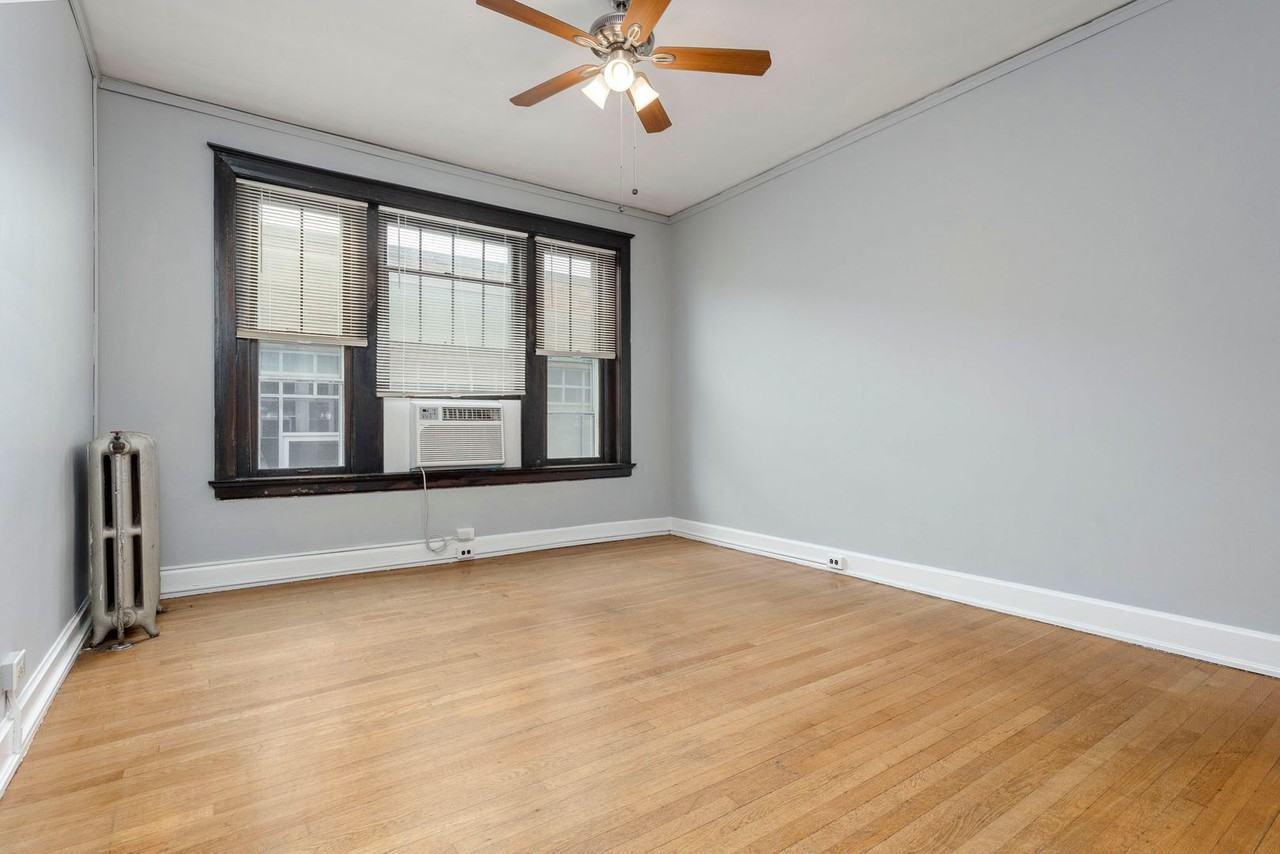 Cavalier Apartments - Photo 5 of 33