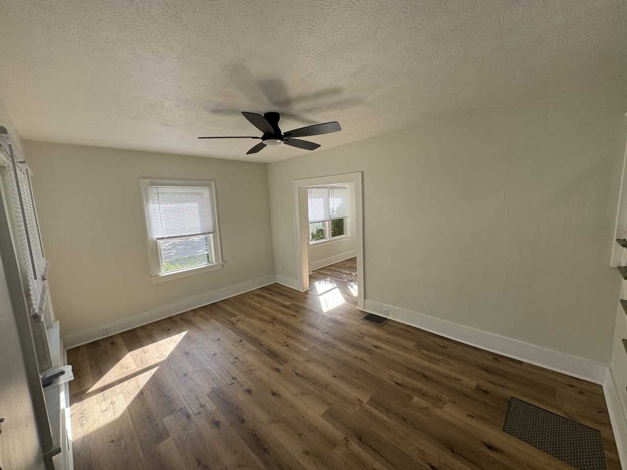 609 Harwood Ct #1 - Photo 2 of 8