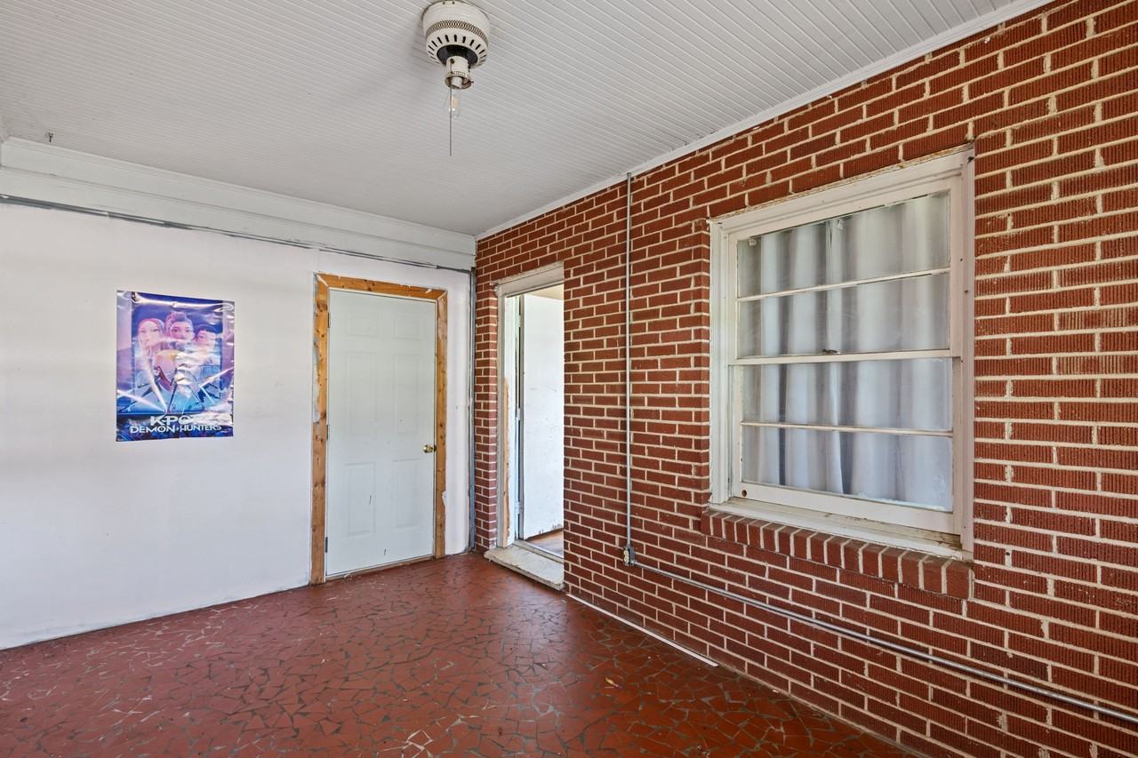 224 North Carolina 561 E #1 - Photo 3 of 20