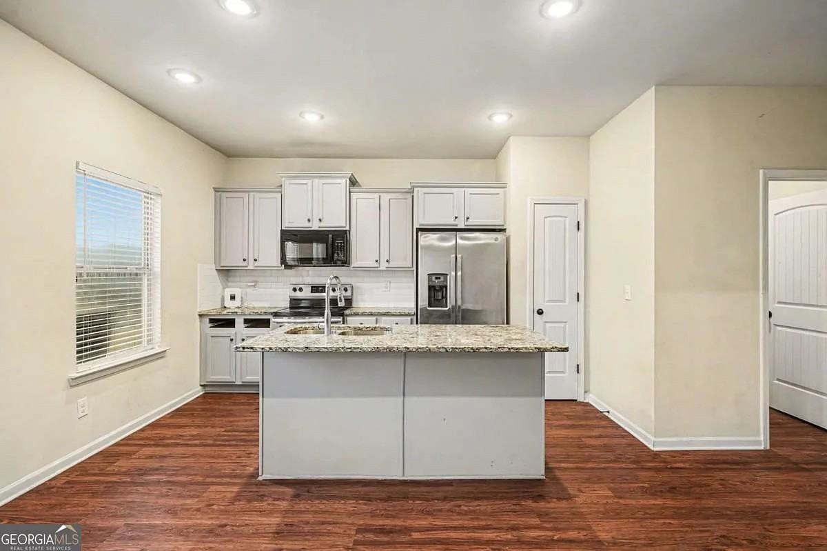 11885 Brightside Pkwy - Photo 5 of 19