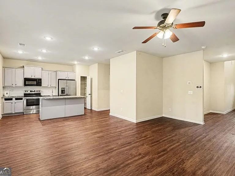 11885 Brightside Pkwy - Photo 6 of 19