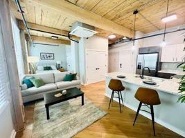 featured image of 17 Hermon St