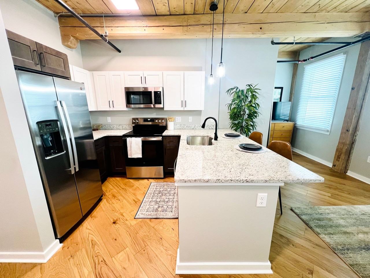 The Reeds - Photo 2 of 24