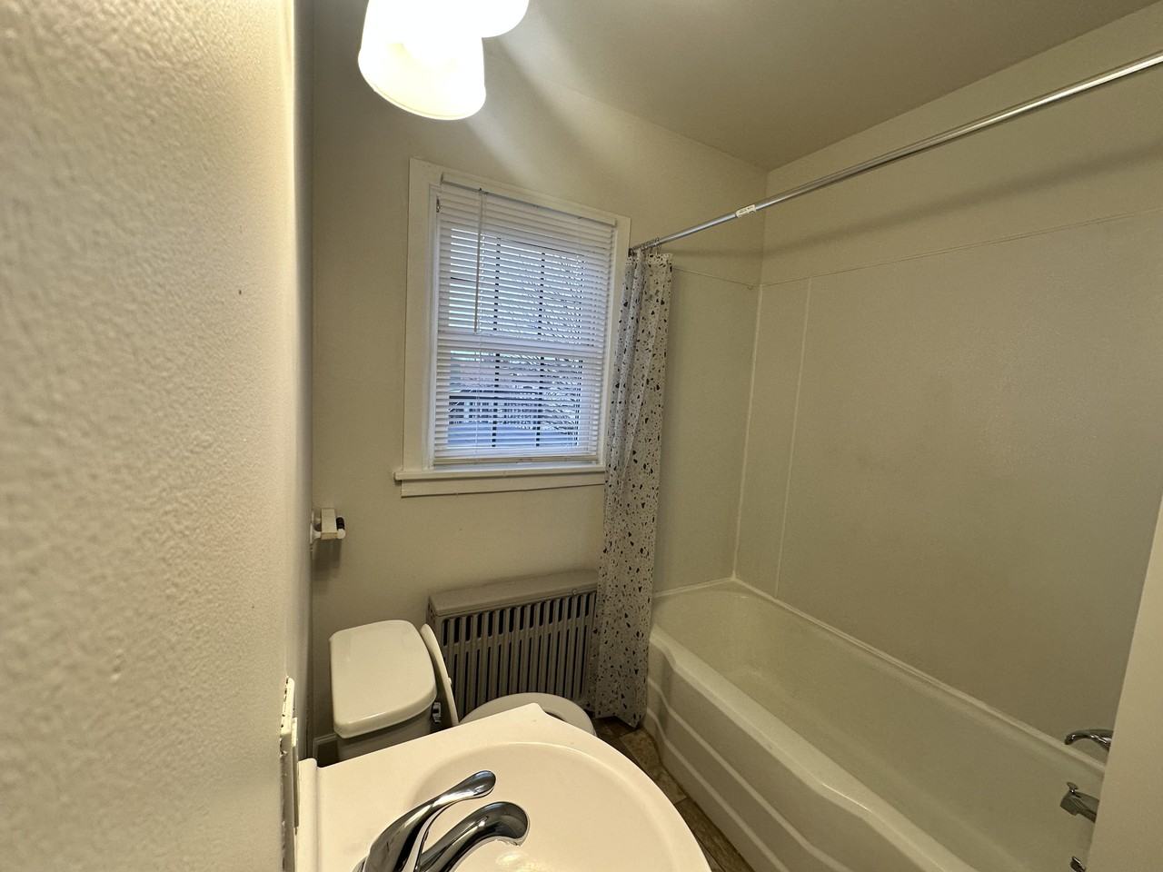 825 Church St Apt 3w #3W - Photo 3 of 6