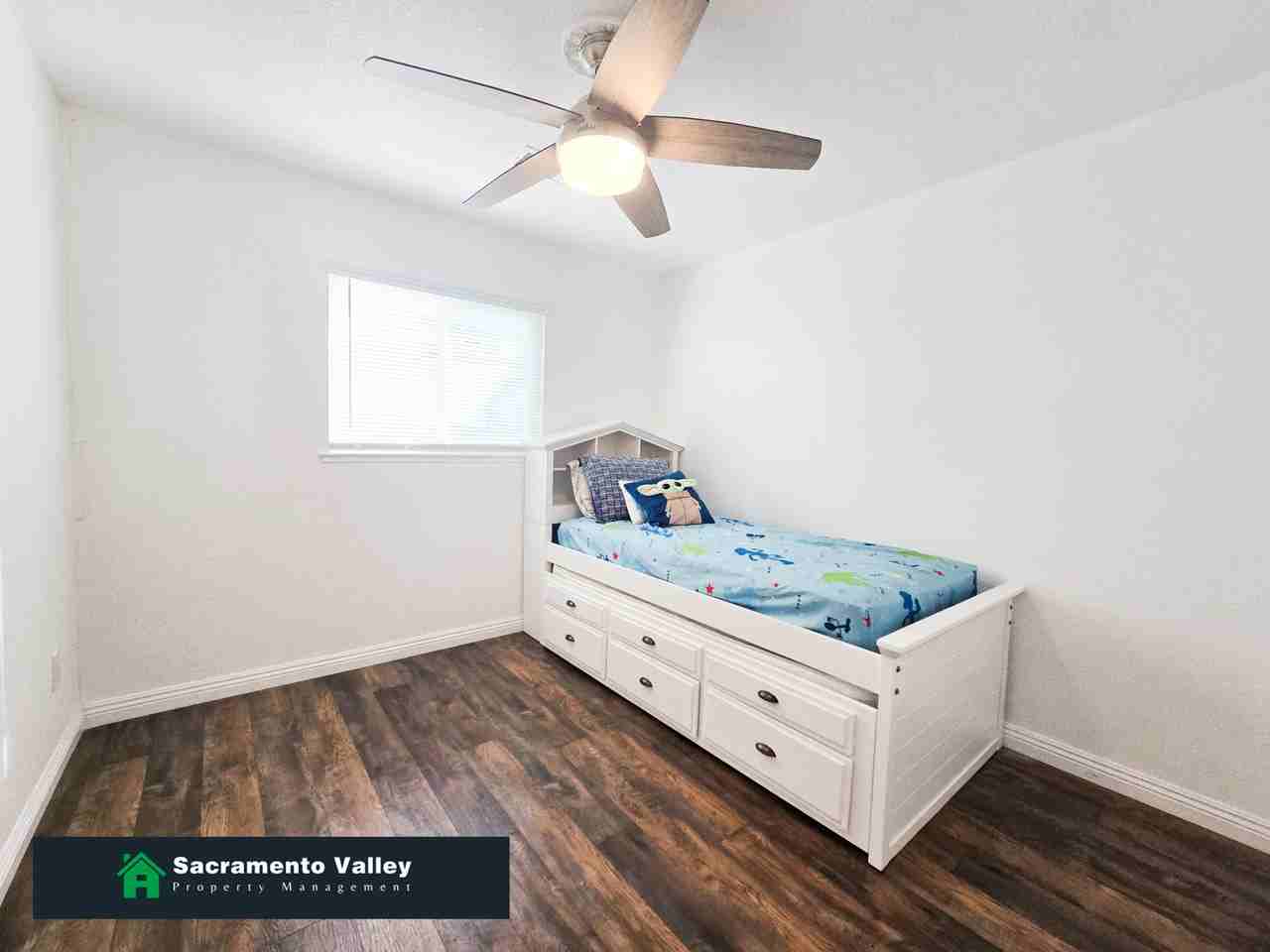 7625 Lytle St #1 - Photo 6 of 24