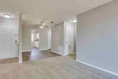 2449 Jennings Rd Apt D #2449D - Photo 6 of 22