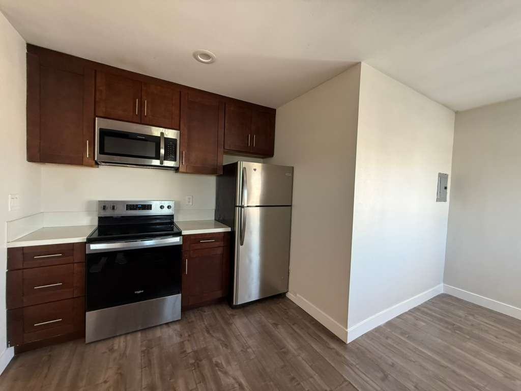 4375 51st St #75 - Photo 3 of 16