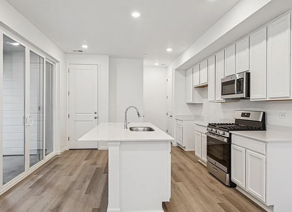 1334 Penner Dr #1 - Photo 2 of 24