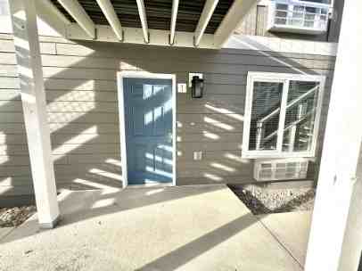 3181 Queen Annes St #1