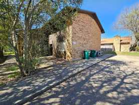 206 W Mockingbird Ln - Photo 1 of 1