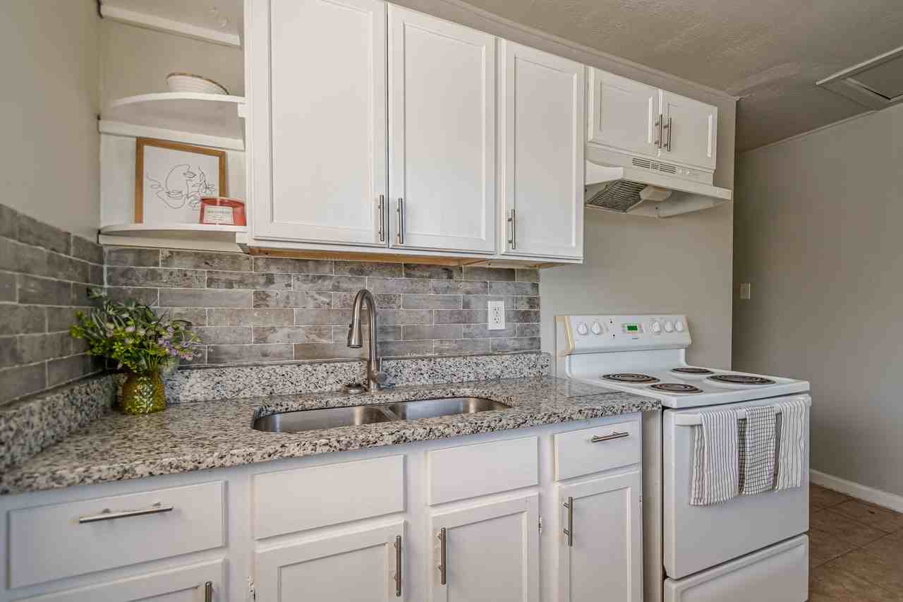 2323 Arbor Pl #1 - Photo 4 of 18