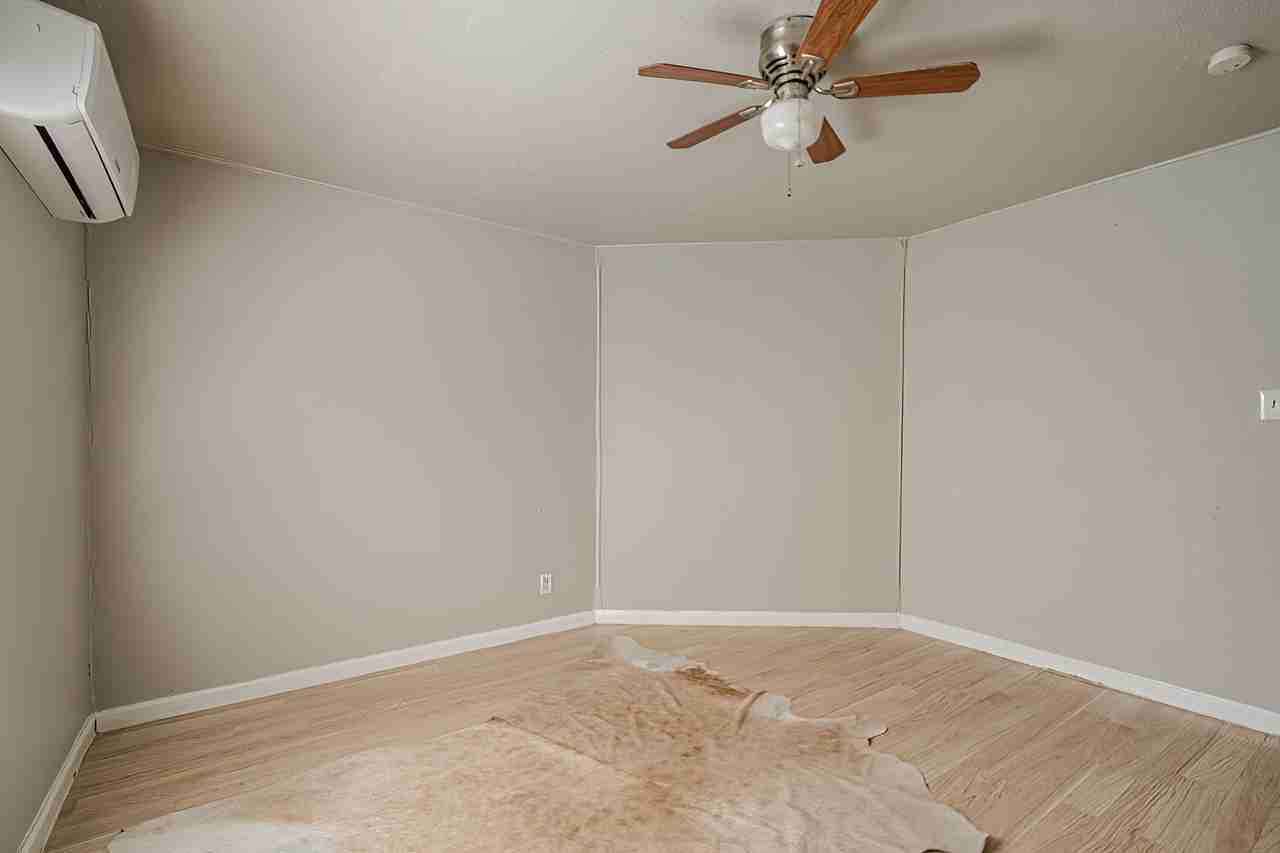 2323 Arbor Pl #1 - Photo 7 of 18