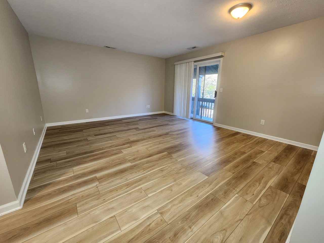 Evergreen Ridge1112 Penn Ave, 1 - Photo 3 of 17