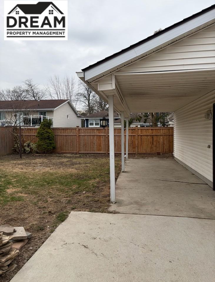 941 Hickory Ave #1 - Photo 5 of 9