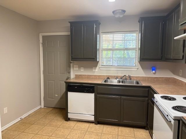 4213 Magnolia St #1 - Photo 4 of 10