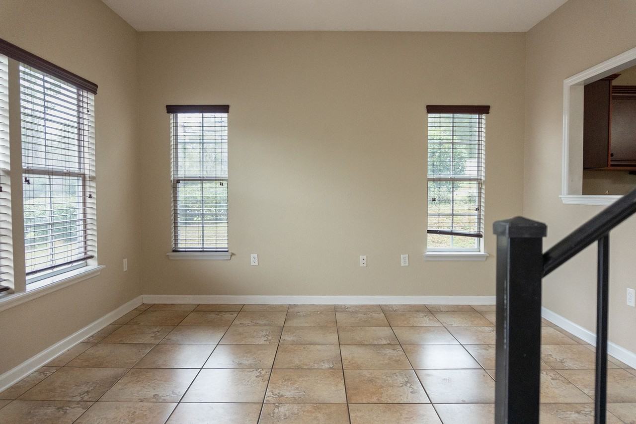 2295 Del Carmel Way #2295 - Photo 2 of 16