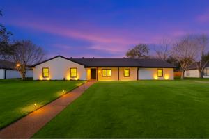 featured image of 12417 Quincy Ln