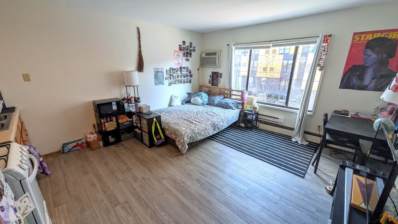 1215 4th Street SE - Photo 2 of 14