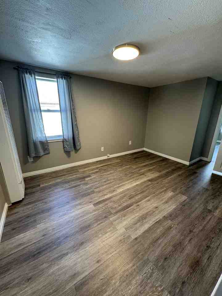 260 N 3rd W #2 - Photo 4 of 11