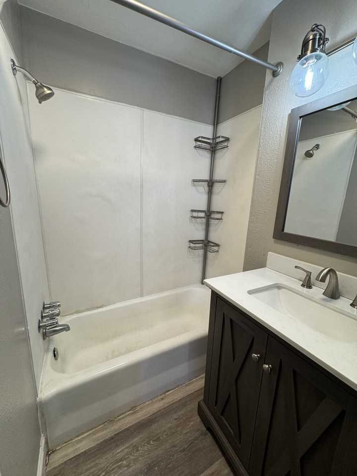 260 N 3rd W #2 - Photo 7 of 11