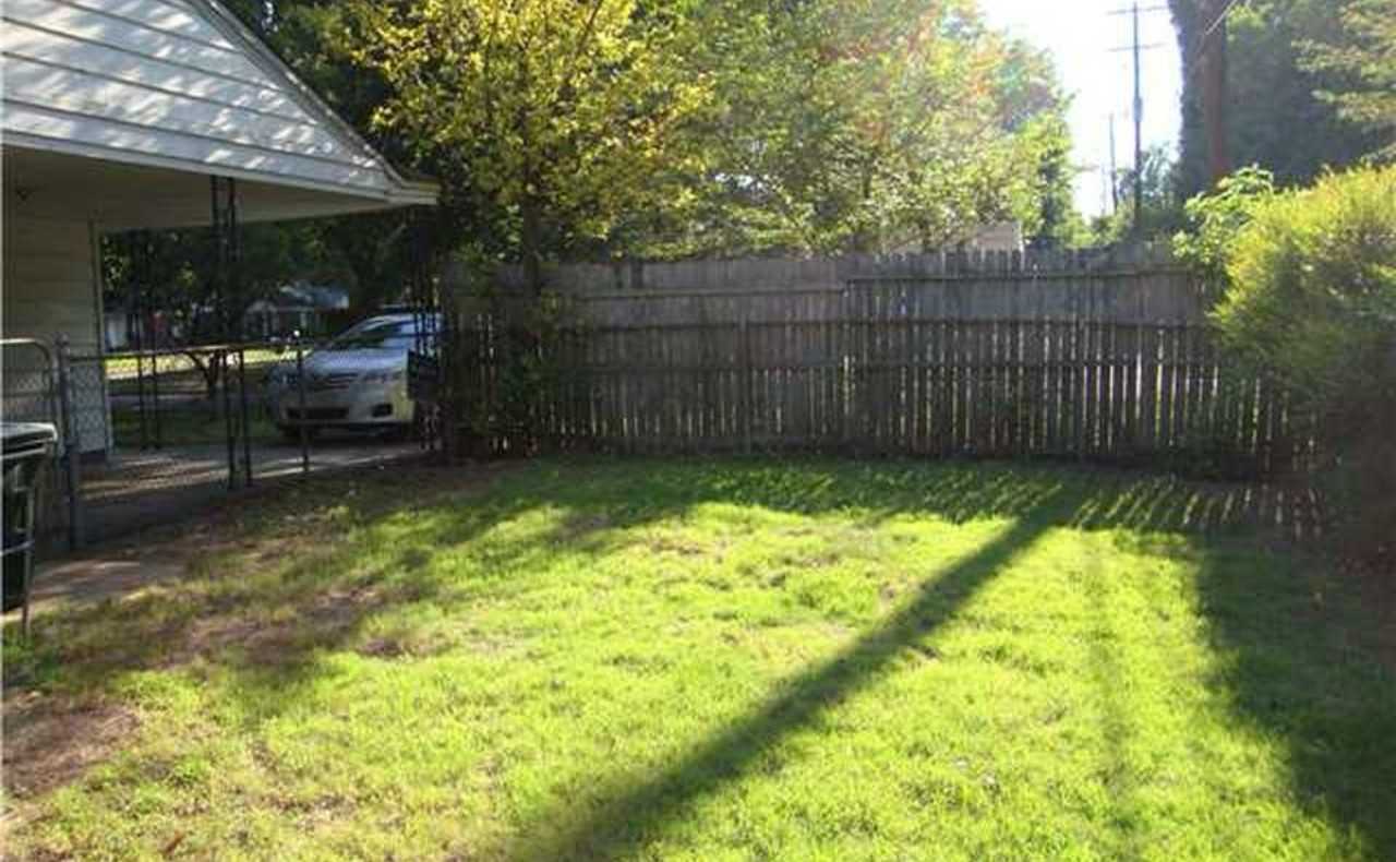 964 Elizabeth Ln #1 - Photo 7 of 10