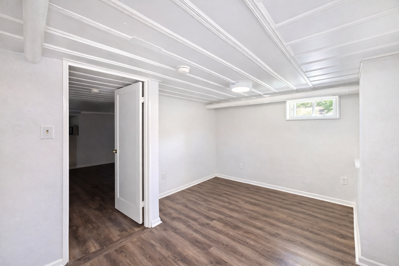 1300 WISCONSIN AVENUEAPT B #B - Photo 3 of 5