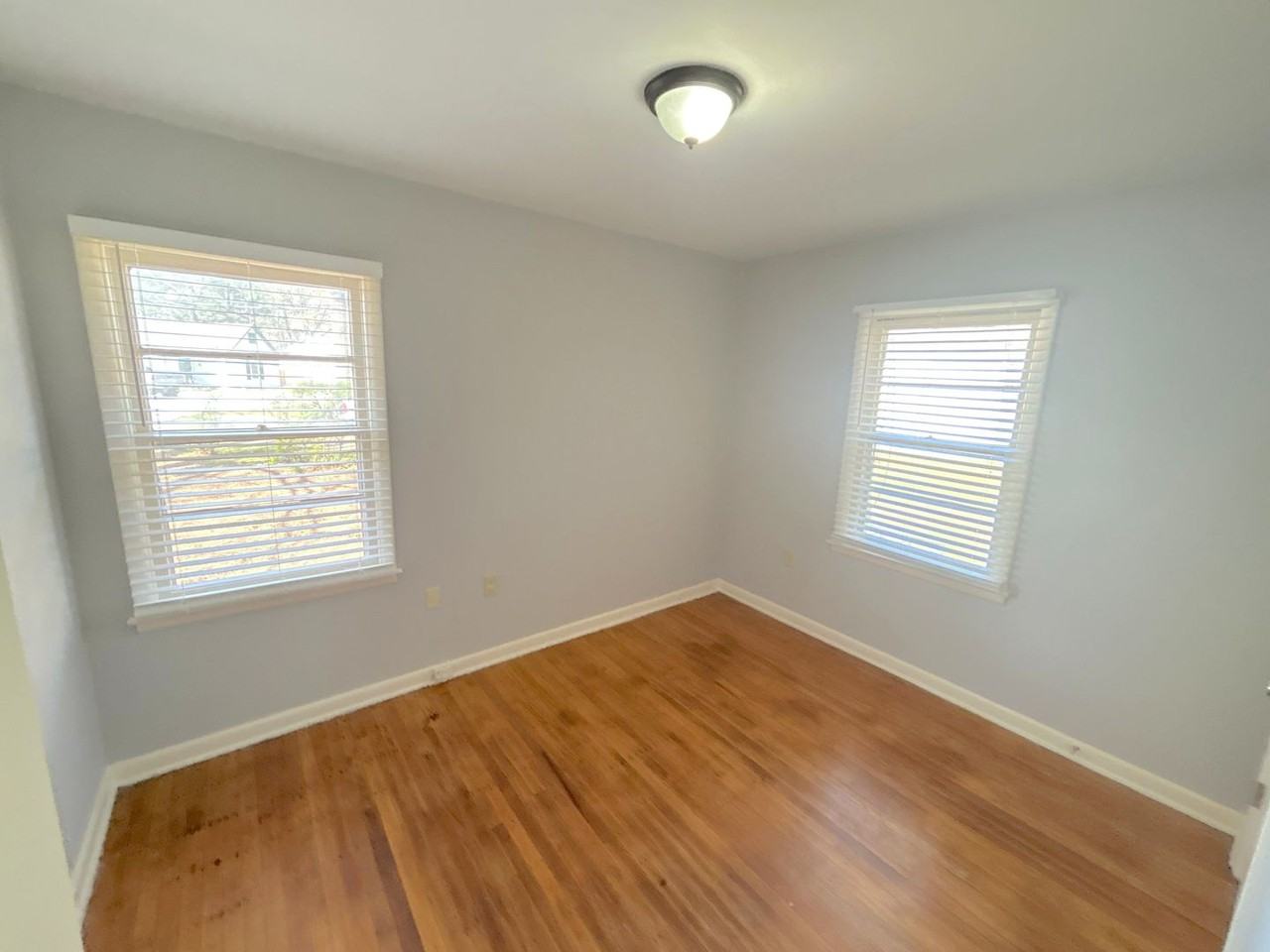 158 Wilson St - Photo 6 of 12