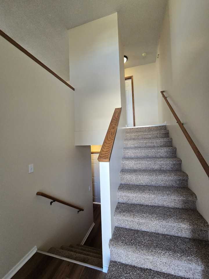 4462 S Elizabeth Ave #1 - Photo 3 of 31