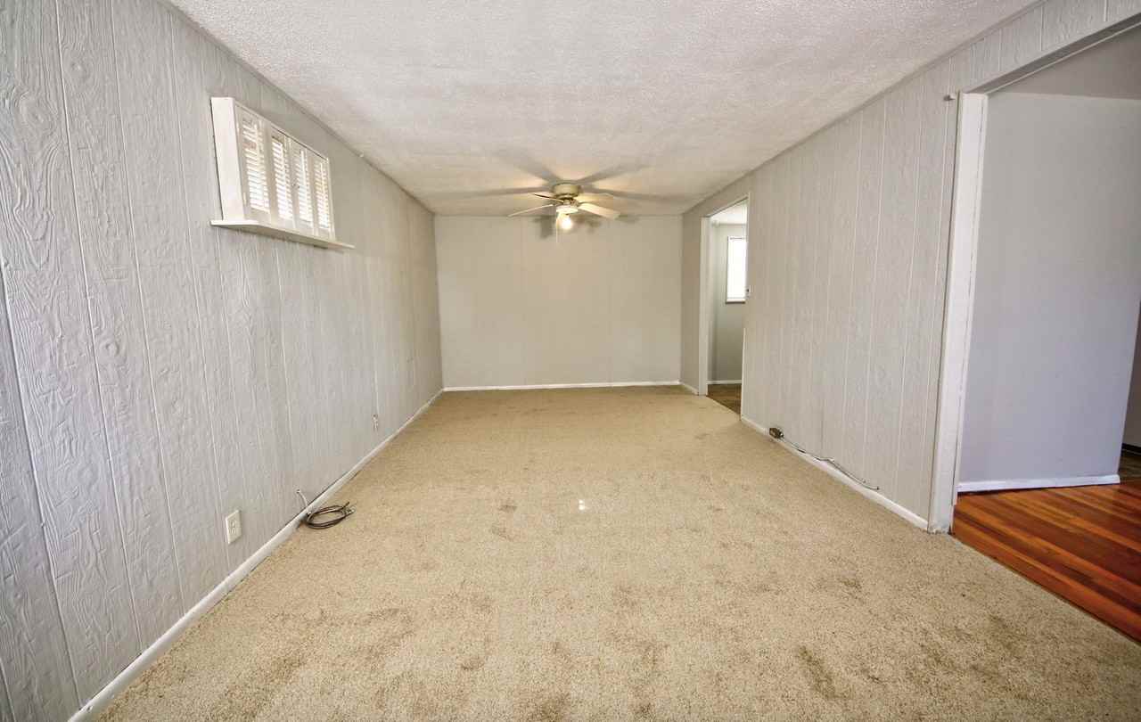 105 Clearview Dr - Photo 5 of 14