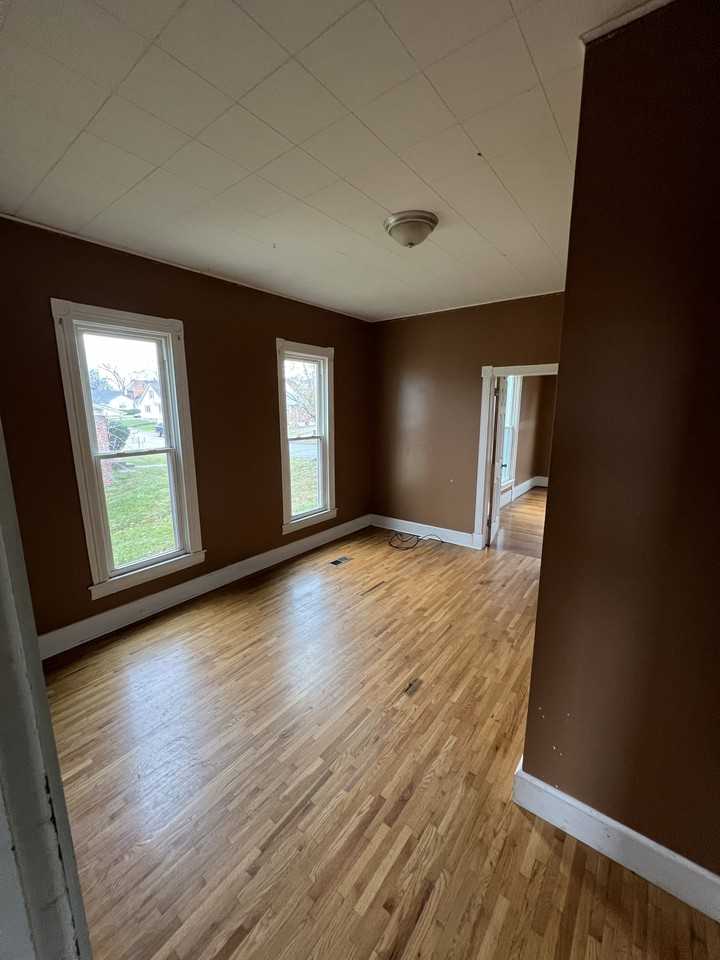 217 N Georgia St #1 - Photo 5 of 9