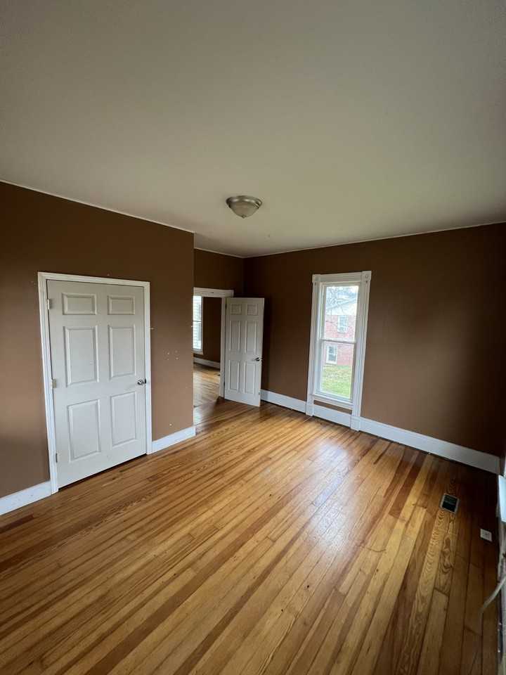 217 N Georgia St #1 - Photo 6 of 9