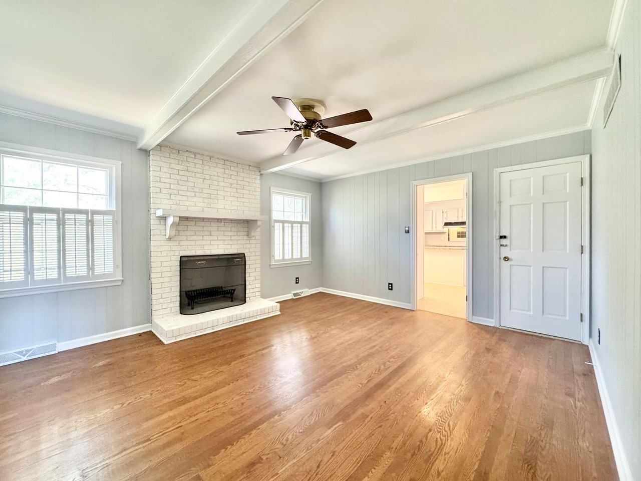 6104 Buckhorn Rd - Photo 3 of 22