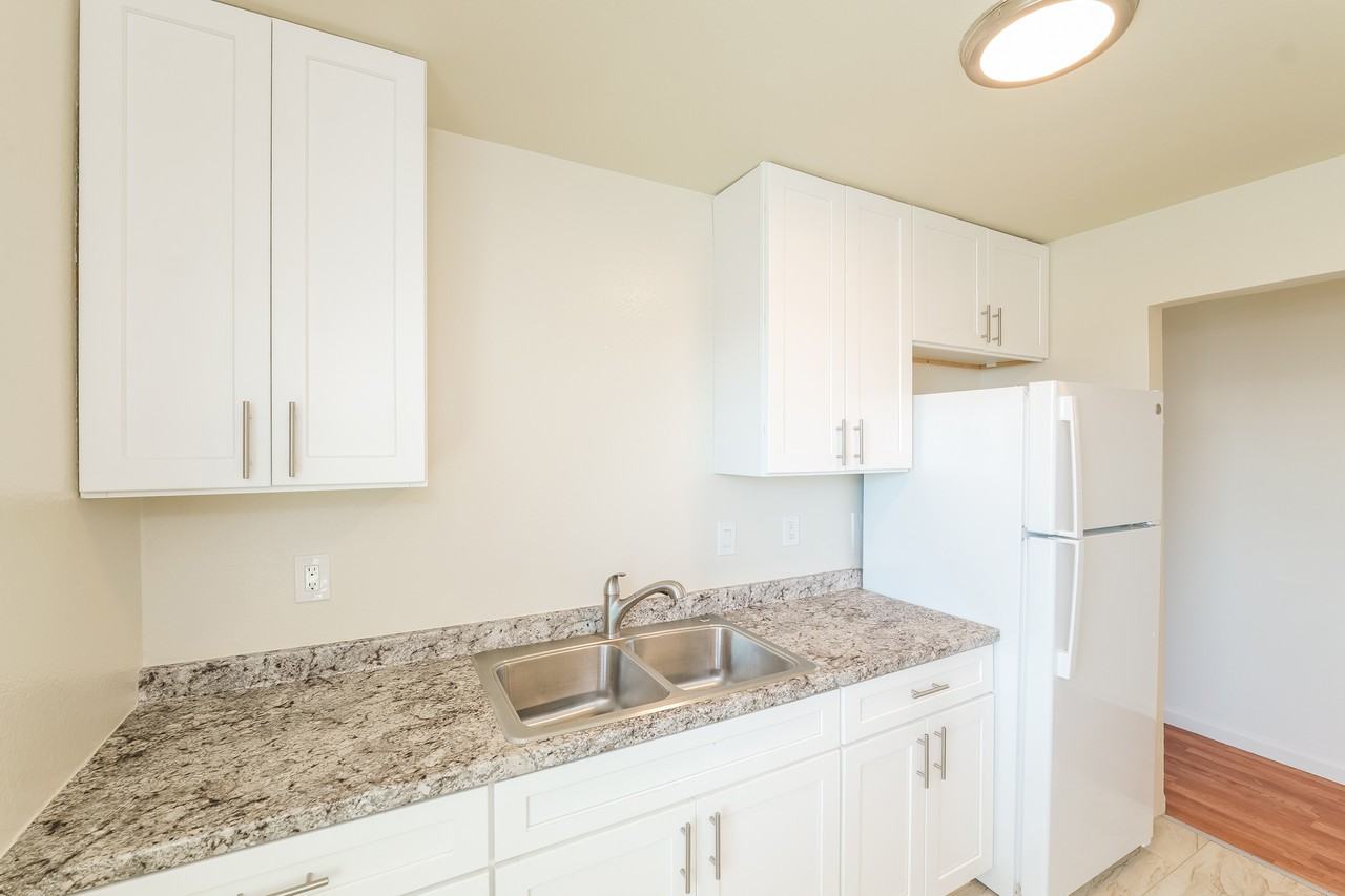 233 Florida StreetUnit D #D - Photo 2 of 12