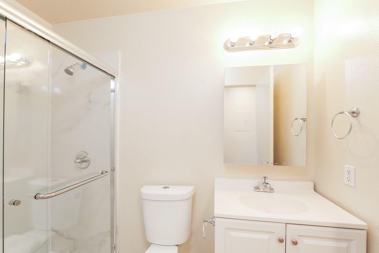 233 Florida StreetUnit D #D - Photo 5 of 12