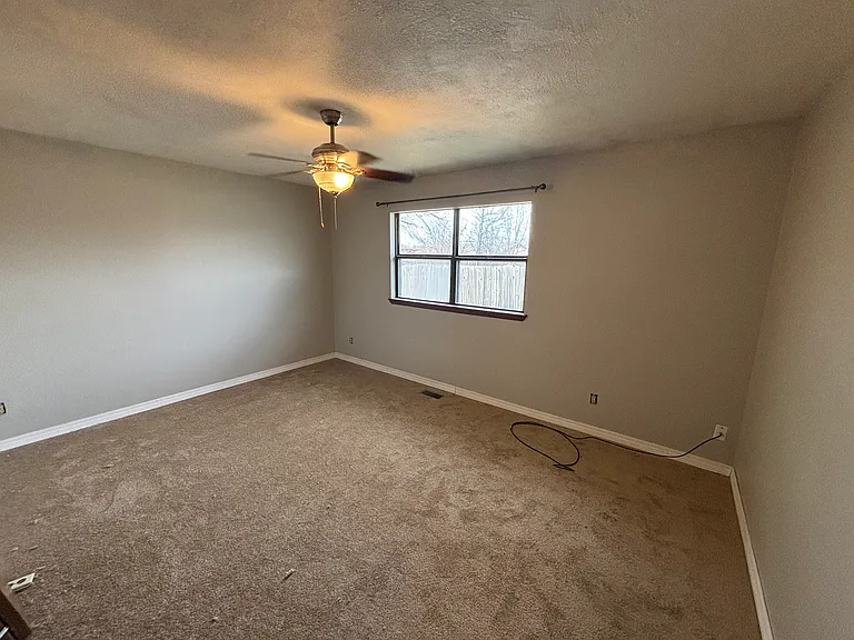 2423 Farmstead St #1 - Photo 5 of 15