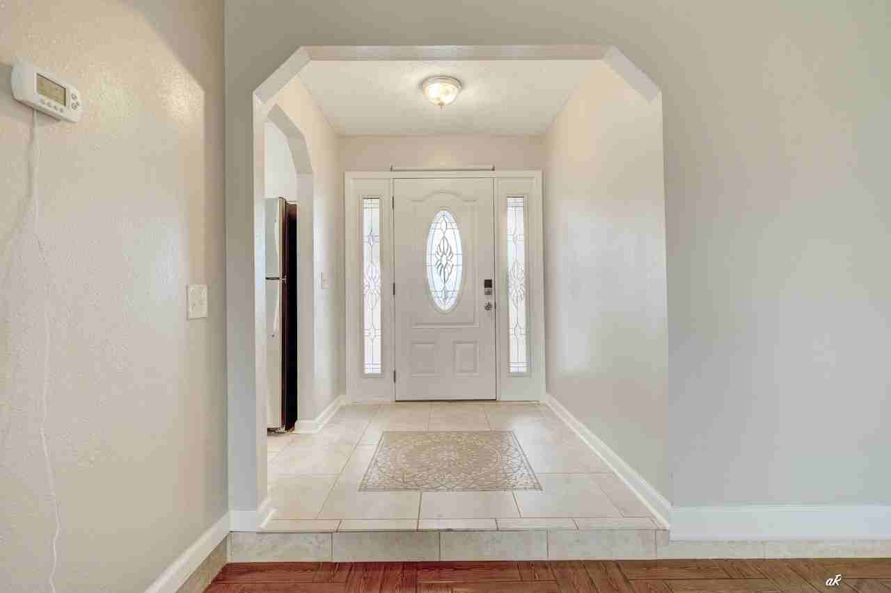 305 S Star Ave #1 - Photo 4 of 24