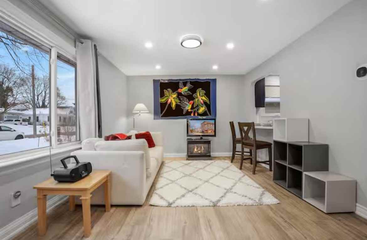 102 Kribs Street - Photo 3 of 29