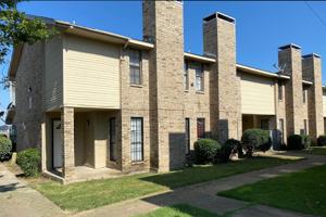featured image of 8001C Rothington Rd